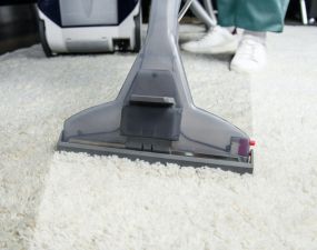 What is the best way to clean dirty carpet